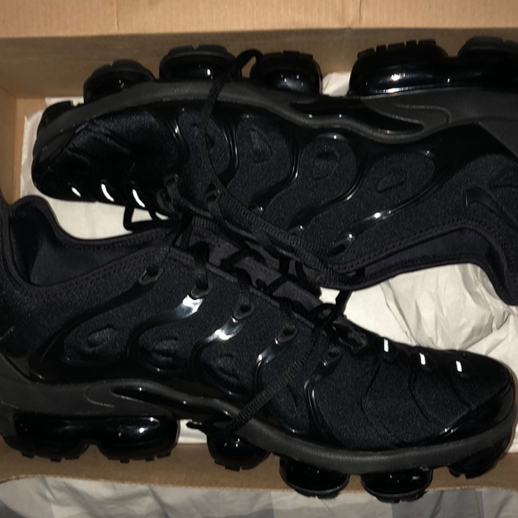 nike air vapor triple black